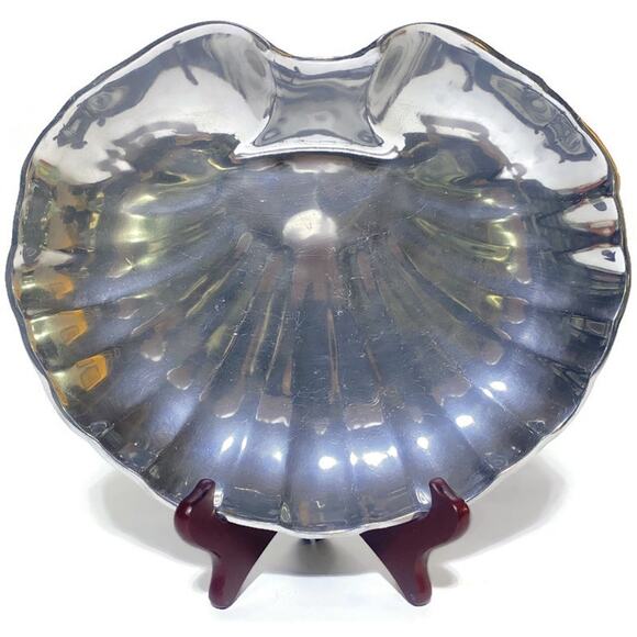 Wilton Metal Silver Clam Dish Serving Platter 11.75 x 9.5 x 2.25 - Picture 2 of 10